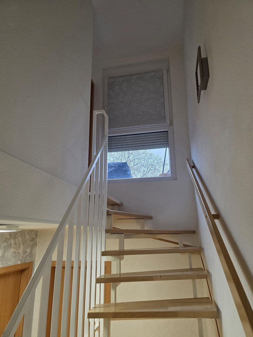 Prodej domu 152 m², pozemek 175 m², Aschaffenburg, Bavorsko Prodej domu 152 m², pozemek 175 m², Aschaffenburg, Bavorsko