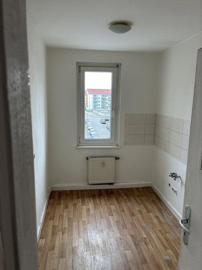 Pronájem bytu 3+1 58 m², Askanische Straße 106, Dessau-Roßlau, Sasko-Anhaltsko Pronájem bytu 3+1 58 m², Askanische Straße 106, Dessau-Roßlau, Sasko-Anhaltsko