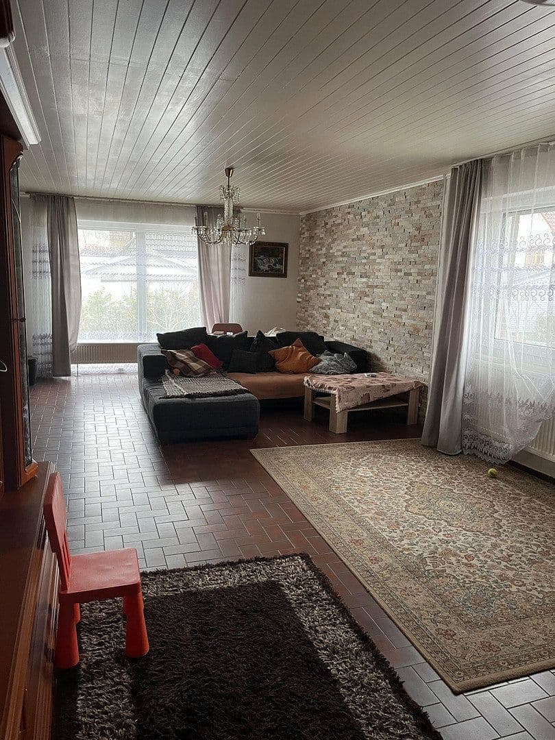 Prodej domu 270 m², pozemek 984 m², Schnaittach, Bavorsko Prodej domu 270 m², pozemek 984 m², Schnaittach, Bavorsko
