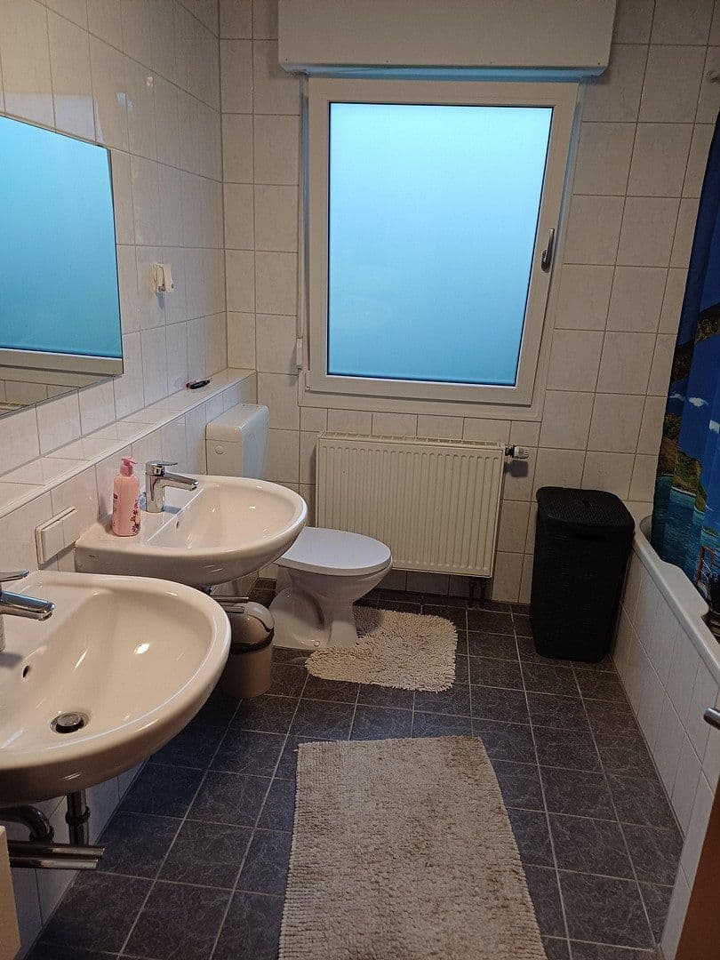 Prodej domu 270 m², pozemek 984 m², Schnaittach, Bavorsko Prodej domu 270 m², pozemek 984 m², Schnaittach, Bavorsko