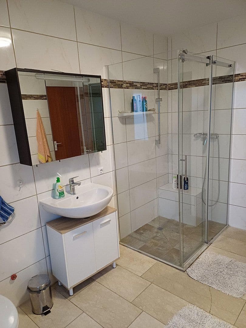 Prodej domu 270 m², pozemek 984 m², Schnaittach, Bavorsko Prodej domu 270 m², pozemek 984 m², Schnaittach, Bavorsko