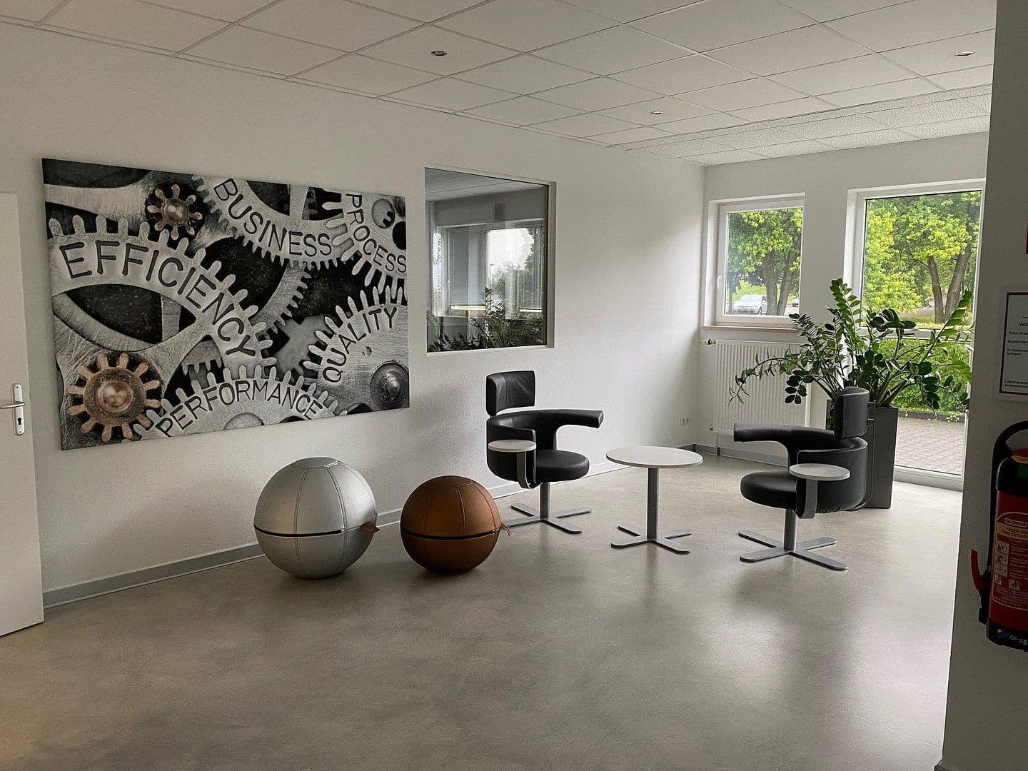 Prodej domu 1.755 m², pozemek 5.629 m², Gelnhausen, Hessen Prodej domu 1.755 m², pozemek 5.629 m², Gelnhausen, Hessen