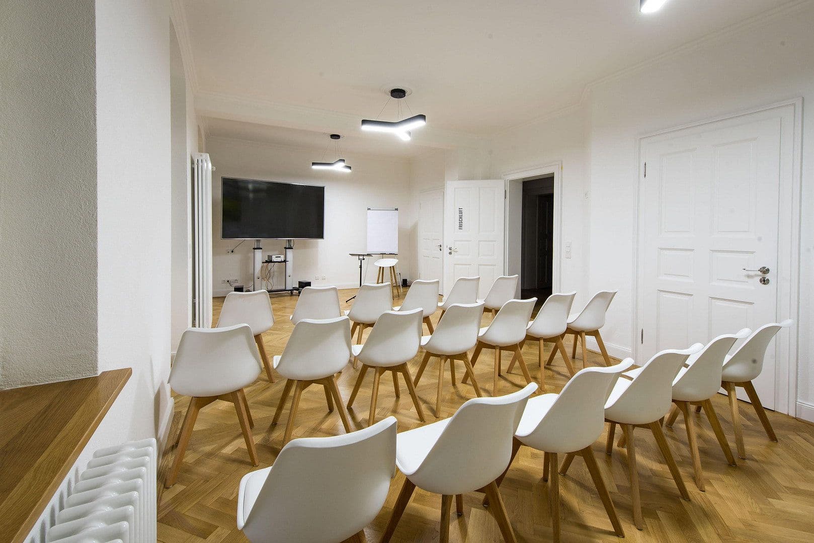 Pronájem kanceláře 165 m², Wilhelmshöher Allee 320, Kassel, Hessen Pronájem kanceláře 165 m², Wilhelmshöher Allee 320, Kassel, Hessen