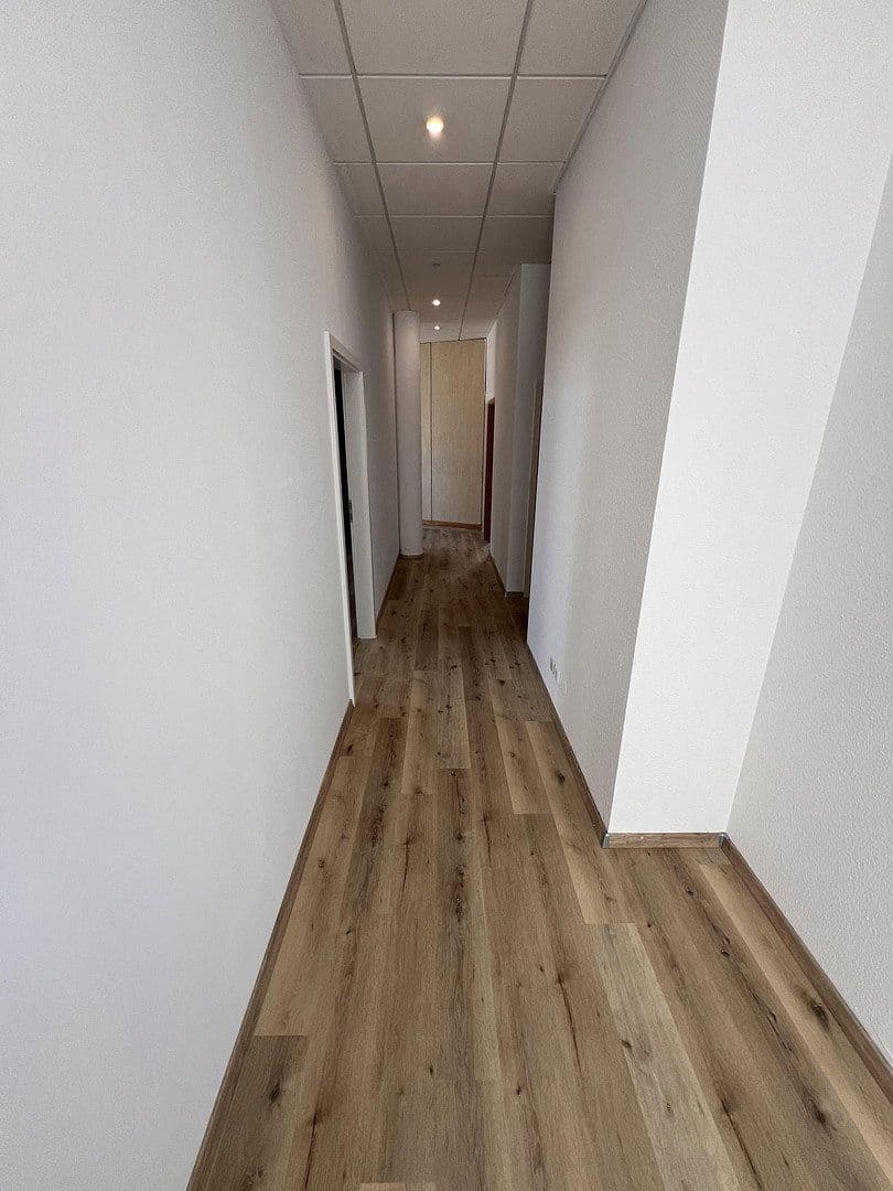 Prodej nebytového prostoru 123 m², Hauptstrasse 26, Trossingen, Bádensko-Württembersko Prodej nebytového prostoru 123 m², Hauptstrasse 26, Trossingen, Bádensko-Württembersko