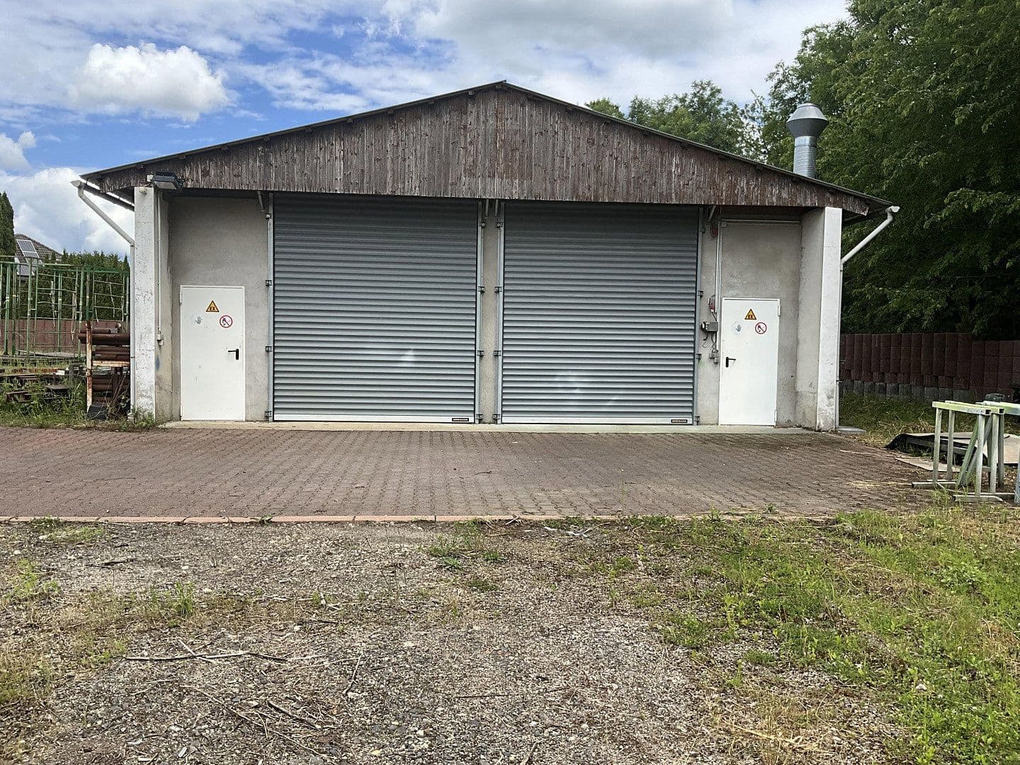 Pronájem nebytového prostoru 3.000 m², Polch, Porýní-Falc Pronájem nebytového prostoru 3.000 m², Polch, Porýní-Falc