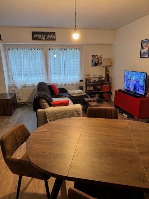 Pronájem bytu 2+1 60 m², Rösrather Str.700A, Köln, Severní Porýní-Vestfálsko Pronájem bytu 2+1 60 m², Rösrather Str.700A, Köln, Severní Porýní-Vestfálsko