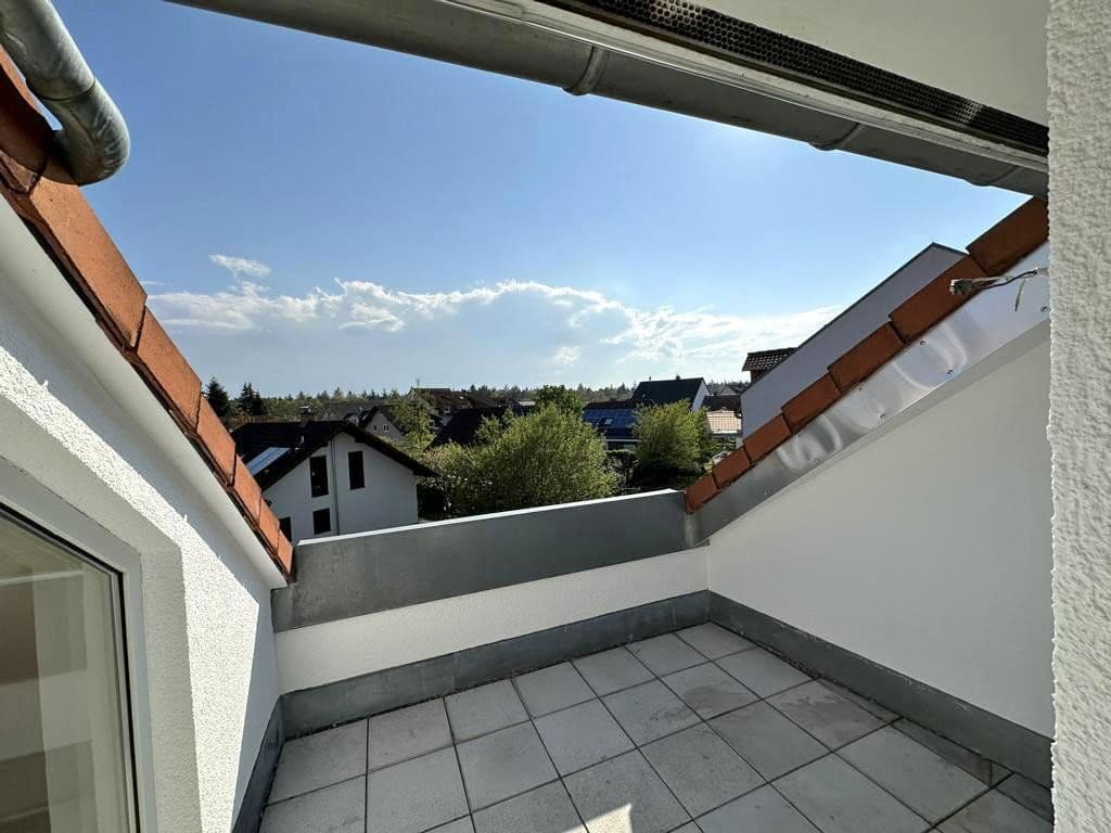Pronájem bytu 2+1 54 m², Rhönstr. 3, Waghäusel, Bádensko-Württembersko Pronájem bytu 2+1 54 m², Rhönstr. 3, Waghäusel, Bádensko-Württembersko
