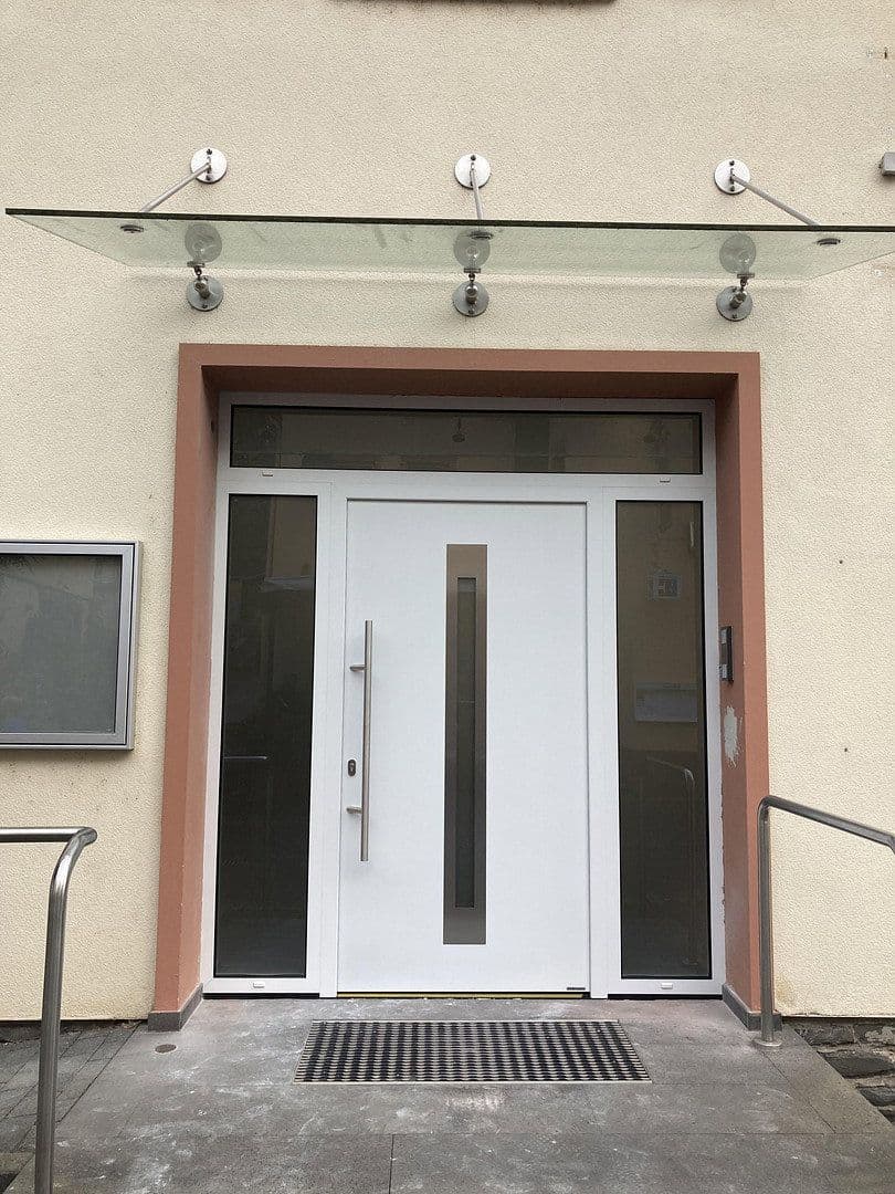 Pronájem bytu 214 m², Kröv, Porýní-Falc Pronájem bytu 214 m², Kröv, Porýní-Falc