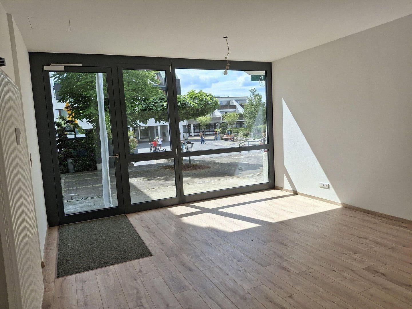 Pronájem kanceláře 147 m², Marktplatz 3, Baienfurt, Bádensko-Württembersko Pronájem kanceláře 147 m², Marktplatz 3, Baienfurt, Bádensko-Württembersko