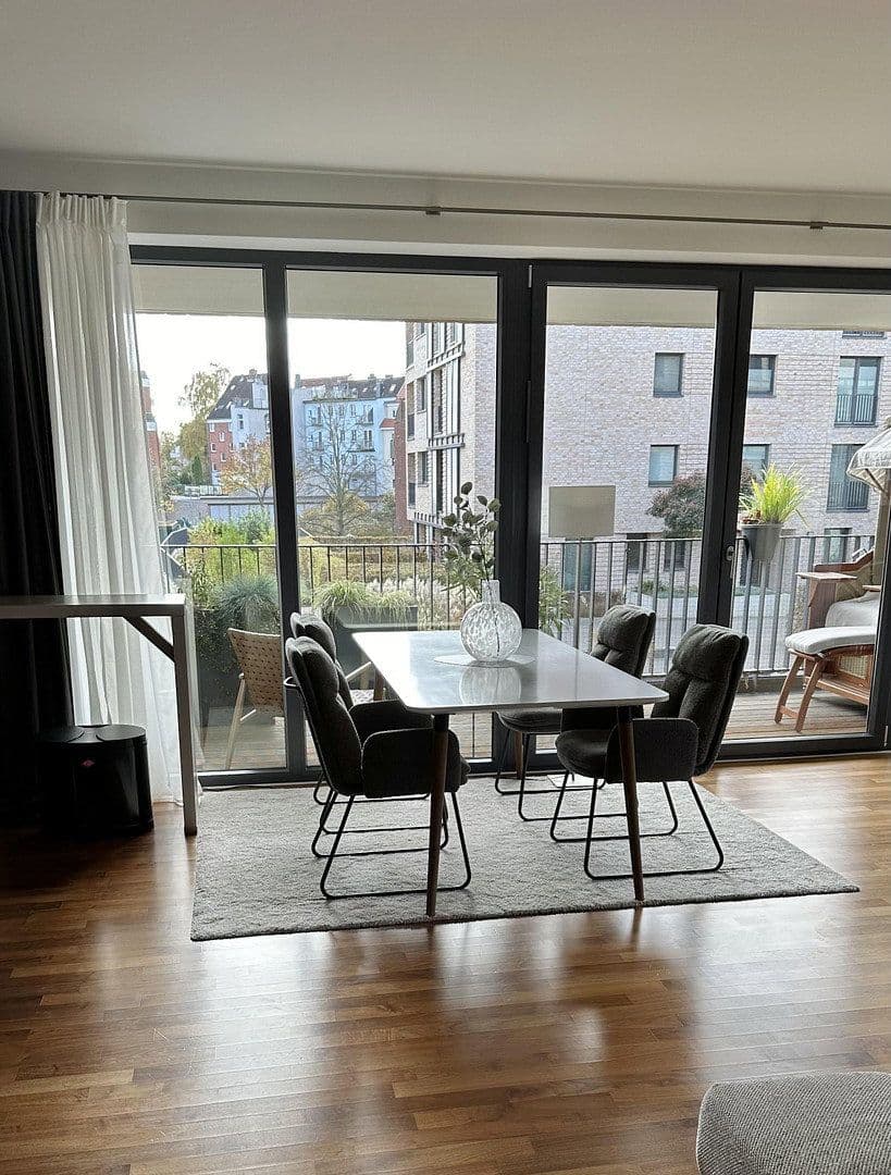 Prodej bytu 4+1 122 m², Lübeck, Šlesvicko-Holštýnsko Prodej bytu 4+1 122 m², Lübeck, Šlesvicko-Holštýnsko