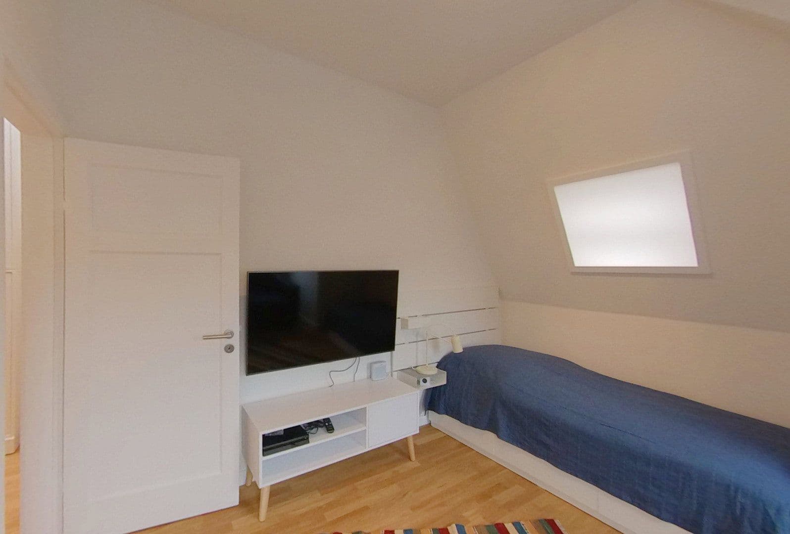 Pronájem bytu 2+1 30 m², Jungfrauenthal 55, Hamburg, Hamburg Pronájem bytu 2+1 30 m², Jungfrauenthal 55, Hamburg, Hamburg
