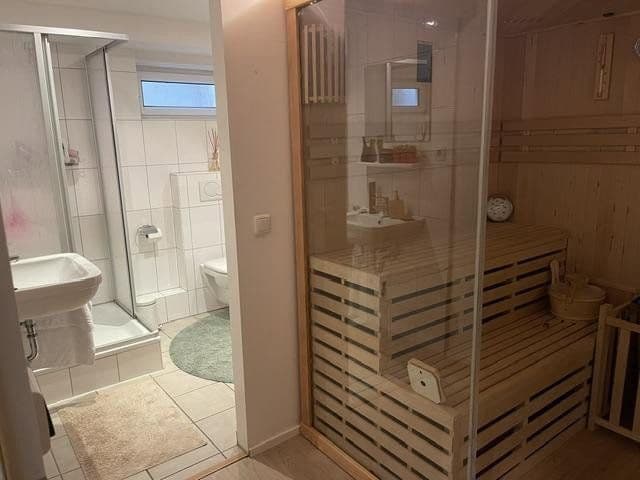 Pronájem domu 180 m², pozemek 290 m², Franz-Schubert-Str. 14, Ratingen, Severní Porýní-Vestfálsko Pronájem domu 180 m², pozemek 290 m², Franz-Schubert-Str. 14, Ratingen, Severní Porýní-Vestfálsko