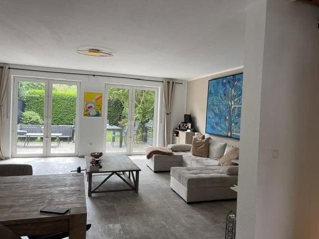 Pronájem domu 180 m², pozemek 290 m², Franz-Schubert-Str. 14, Ratingen, Severní Porýní-Vestfálsko Pronájem domu 180 m², pozemek 290 m², Franz-Schubert-Str. 14, Ratingen, Severní Porýní-Vestfálsko
