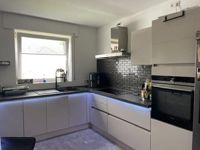 Pronájem domu 180 m², pozemek 290 m², Franz-Schubert-Str. 14, Ratingen, Severní Porýní-Vestfálsko Pronájem domu 180 m², pozemek 290 m², Franz-Schubert-Str. 14, Ratingen, Severní Porýní-Vestfálsko
