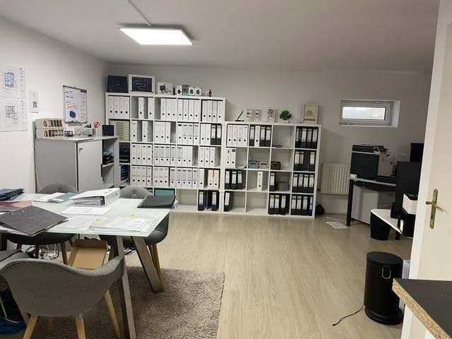 Pronájem domu 180 m², pozemek 290 m², Franz-Schubert-Str. 14, Ratingen, Severní Porýní-Vestfálsko Pronájem domu 180 m², pozemek 290 m², Franz-Schubert-Str. 14, Ratingen, Severní Porýní-Vestfálsko
