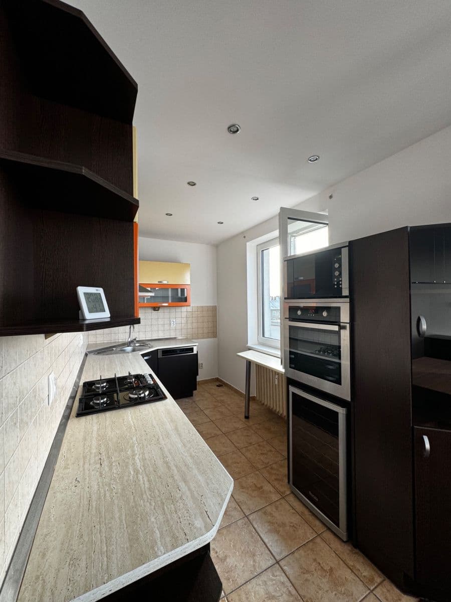 Pronájem bytu 3+1 72 m², Sokolovská, Ostrava, Moravskoslezský kraj Pronájem bytu 3+1 72 m², Sokolovská, Ostrava, Moravskoslezský kraj