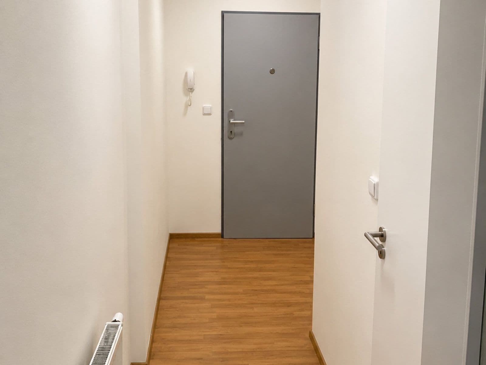 Pronájem bytu 1+kk 33 m², Vlhká, Brno, Jihomoravský kraj Pronájem bytu 1+kk 33 m², Vlhká, Brno, Jihomoravský kraj