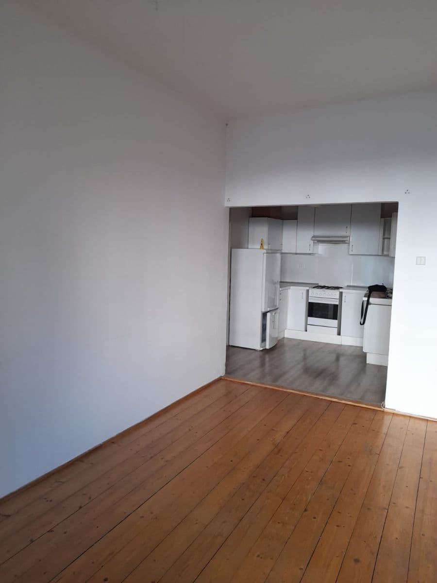 Pronájem bytu 2+1 60 m², Osadní, Praha, Praha Pronájem bytu 2+1 60 m², Osadní, Praha, Praha