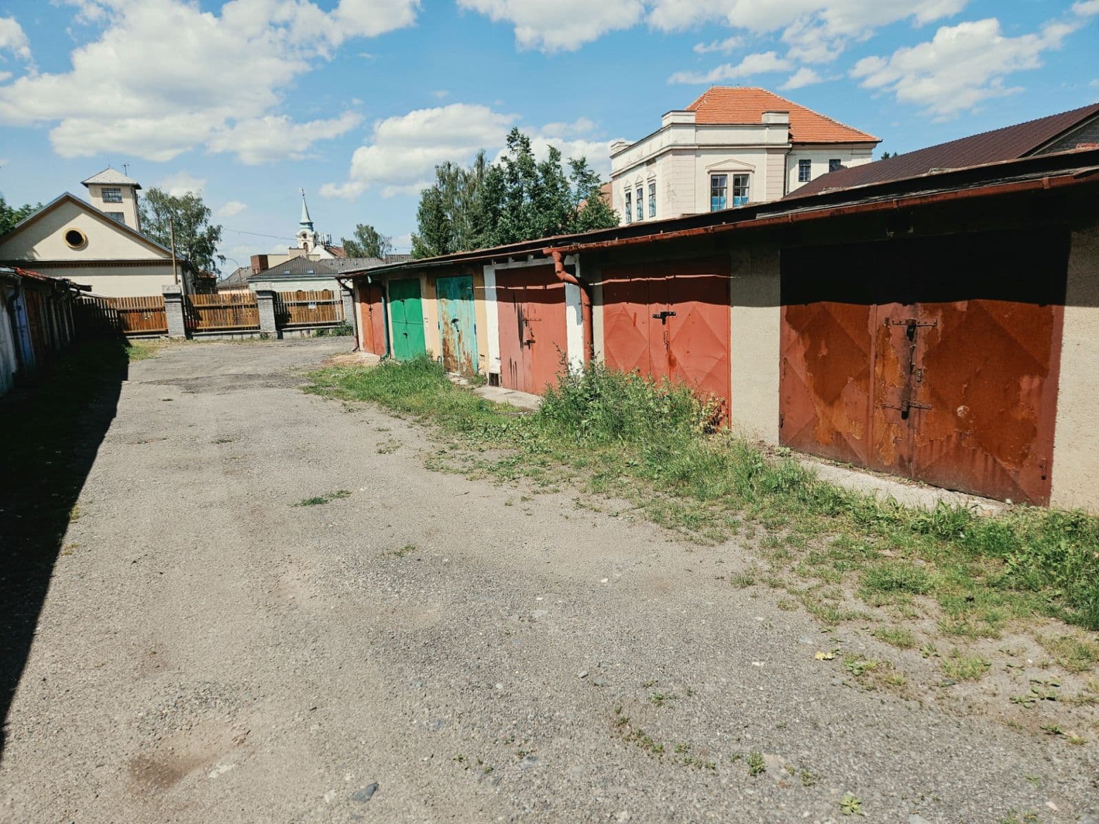 Pronájem garáže 18 m², Příbram, Středočeský kraj Pronájem garáže 18 m², Příbram, Středočeský kraj