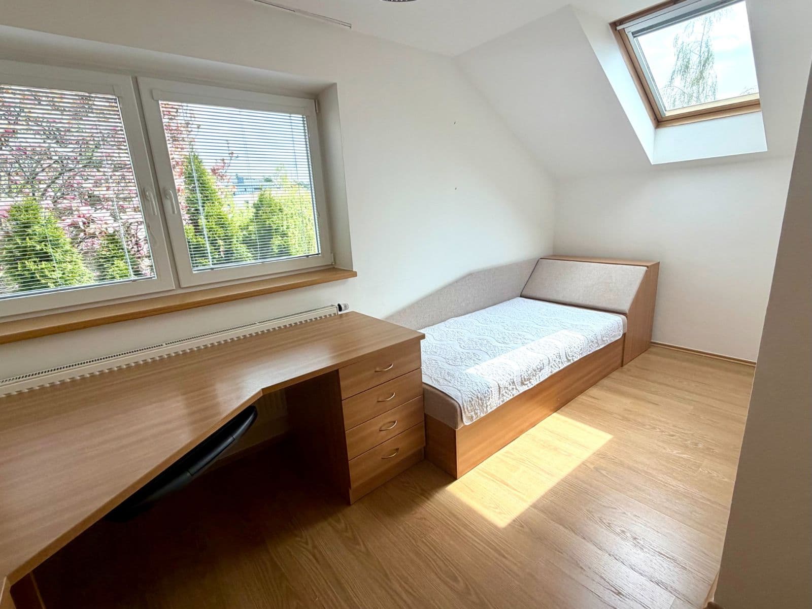 Prodej domu 220 m², pozemek 360 m², Staré zámky, Brno, Jihomoravský kraj Prodej domu 220 m², pozemek 360 m², Staré zámky, Brno, Jihomoravský kraj