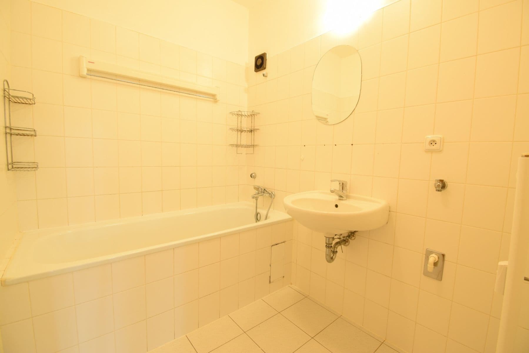 Prodej bytu 2+kk 59 m², K Haltýři, Praha, Praha Prodej bytu 2+kk 59 m², K Haltýři, Praha, Praha