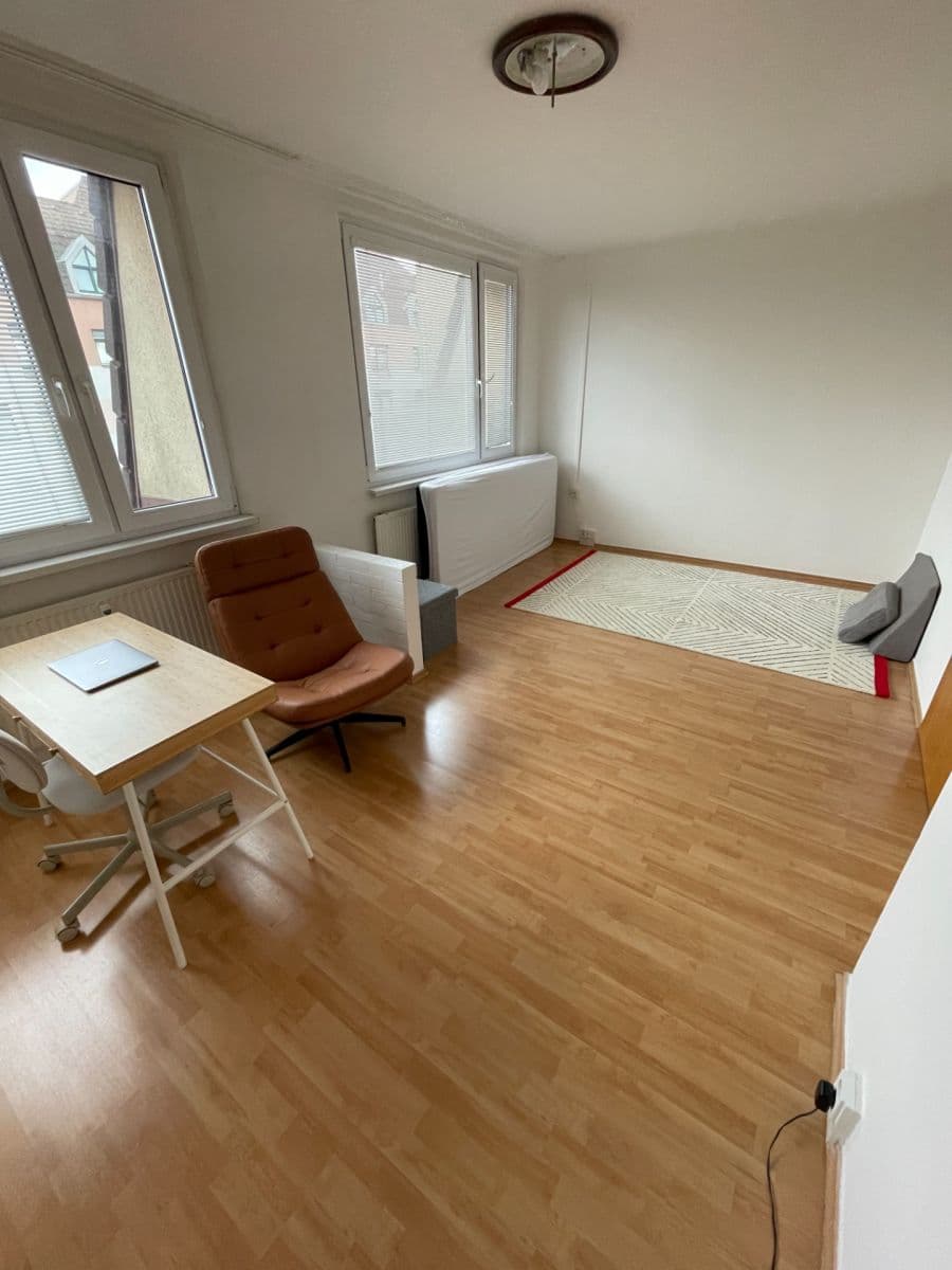 Pronájem bytu 3+1 100 m², Jana Růžičky, Praha, Praha Pronájem bytu 3+1 100 m², Jana Růžičky, Praha, Praha