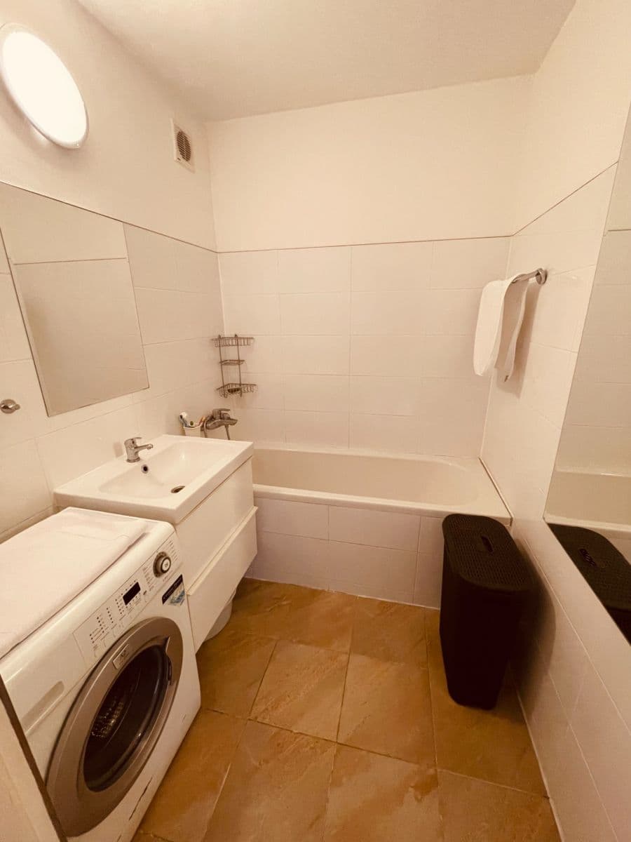 Pronájem bytu 3+1 100 m², Jana Růžičky, Praha, Praha Pronájem bytu 3+1 100 m², Jana Růžičky, Praha, Praha