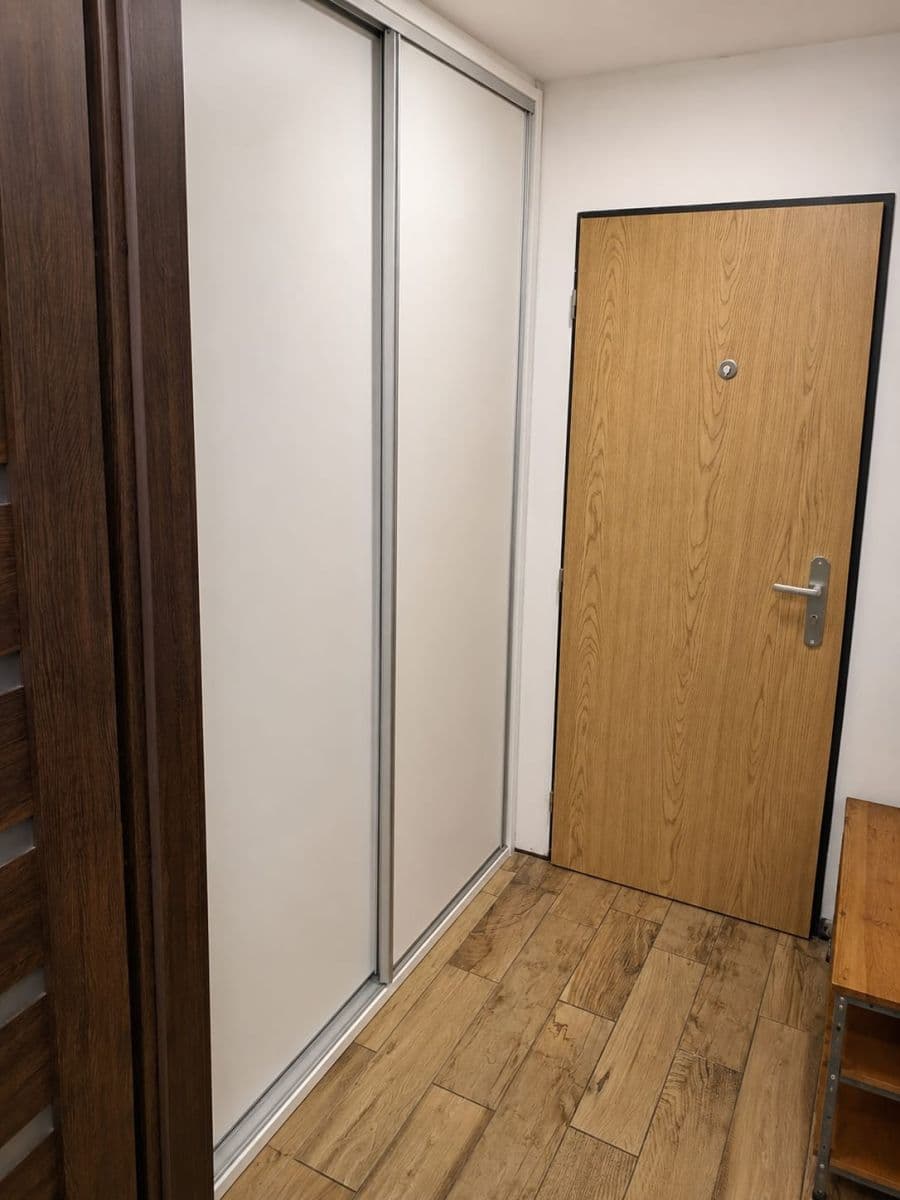 Pronájem bytu 2+kk 59 m², Zvěřinova, Praha, Praha Pronájem bytu 2+kk 59 m², Zvěřinova, Praha, Praha