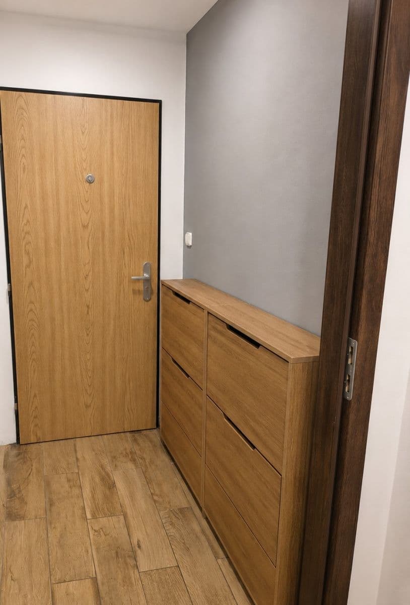 Pronájem bytu 2+kk 59 m², Zvěřinova, Praha, Praha Pronájem bytu 2+kk 59 m², Zvěřinova, Praha, Praha