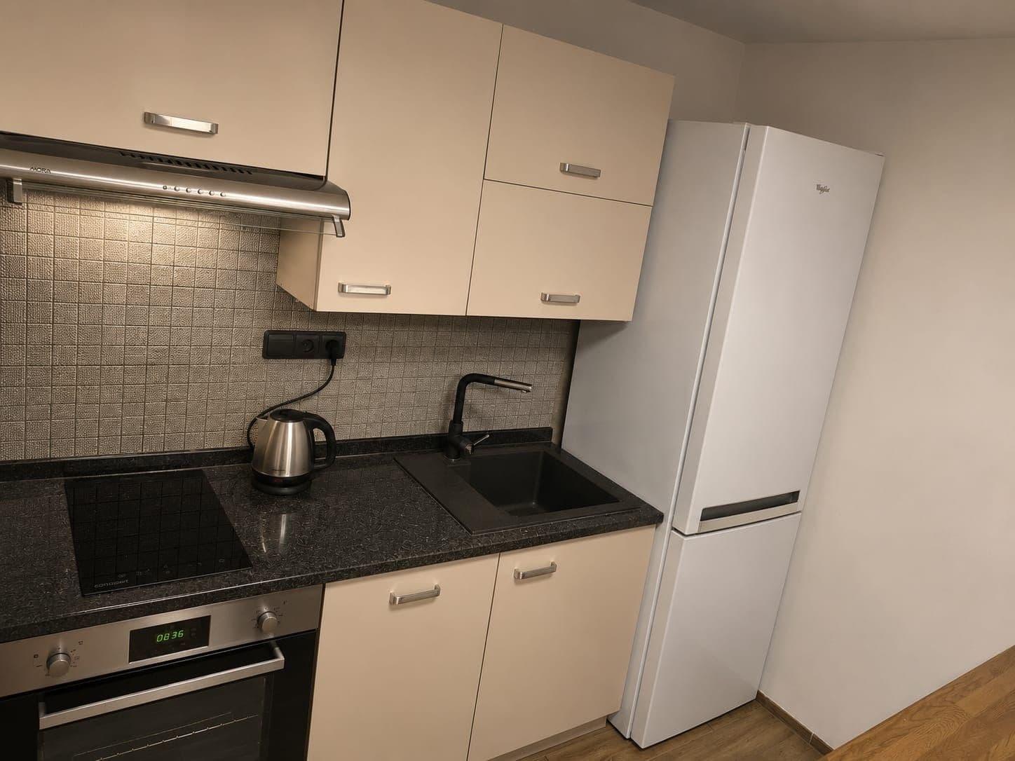 Pronájem bytu 2+kk 59 m², Zvěřinova, Praha, Praha Pronájem bytu 2+kk 59 m², Zvěřinova, Praha, Praha