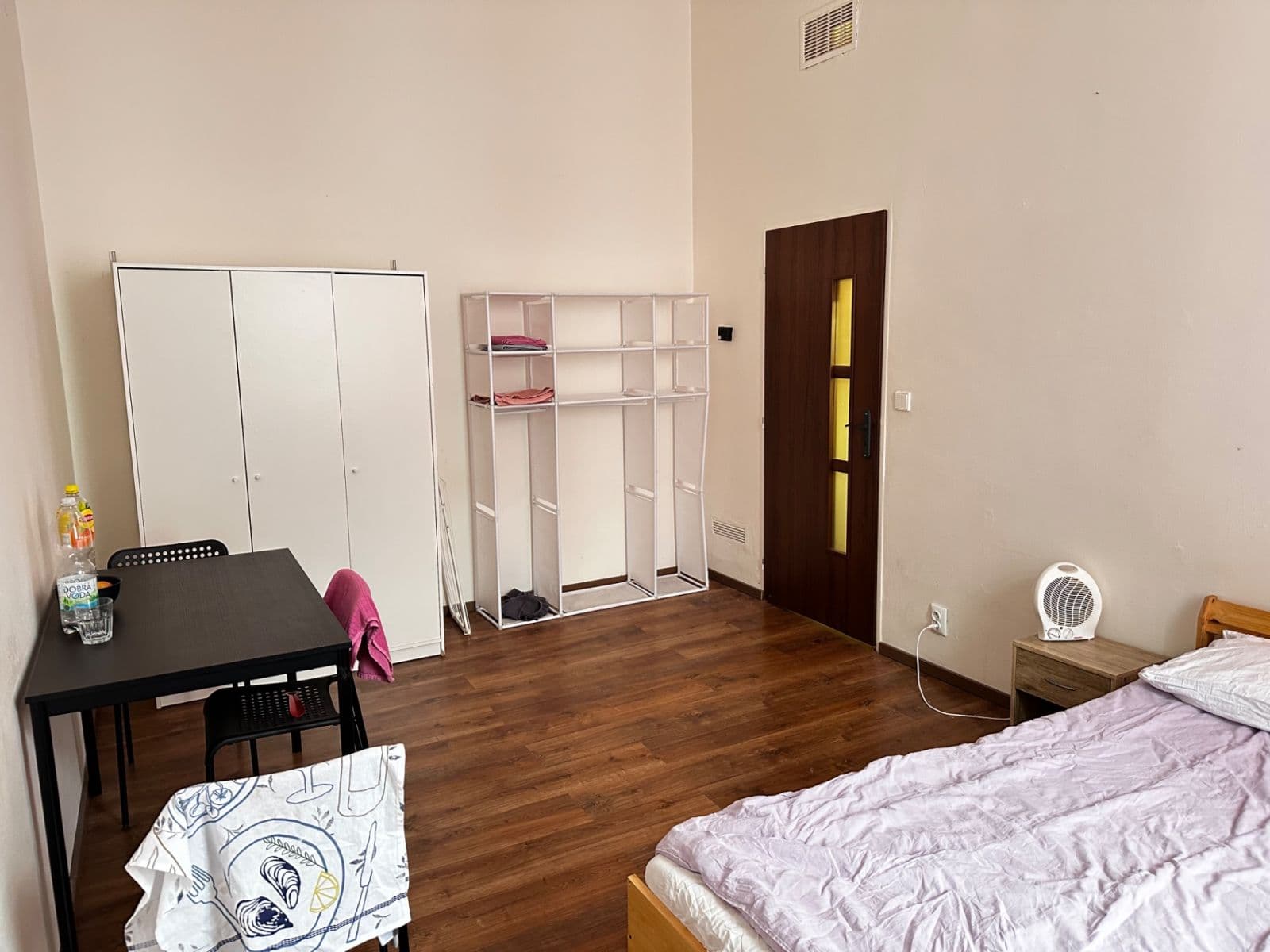 Pronájem bytu 1+kk 38 m², Chelčického, Praha, Praha Pronájem bytu 1+kk 38 m², Chelčického, Praha, Praha