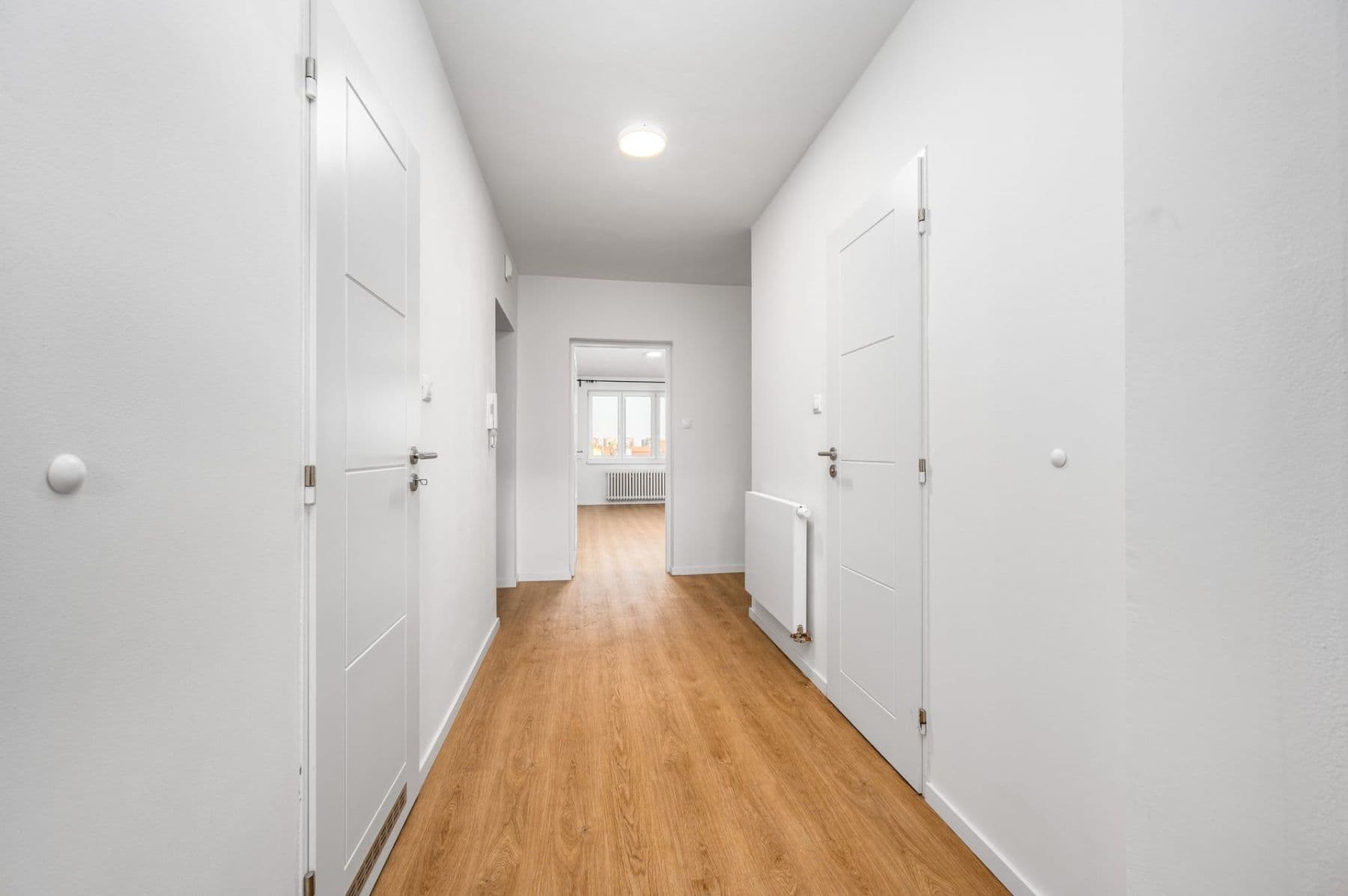 Pronájem bytu 5+1 191 m², Čajkovského, Praha, Praha Pronájem bytu 5+1 191 m², Čajkovského, Praha, Praha