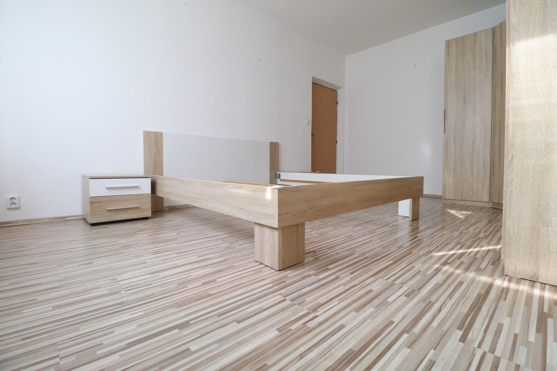 Pronájem bytu 2+1 50 m², Káranská, Praha, Praha Pronájem bytu 2+1 50 m², Káranská, Praha, Praha