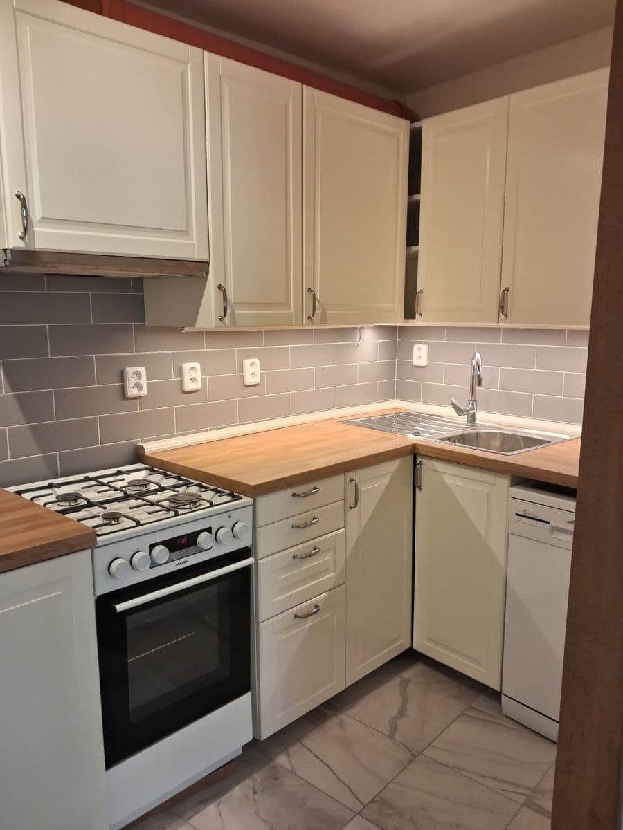 Pronájem bytu 2+kk 47 m², Vratislavova, Praha, Praha Pronájem bytu 2+kk 47 m², Vratislavova, Praha, Praha