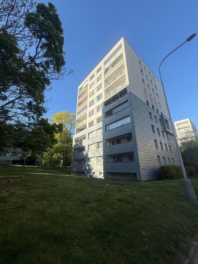 Prodej bytu 3+1 73 m², Habrová, Praha, Praha Prodej bytu 3+1 73 m², Habrová, Praha, Praha