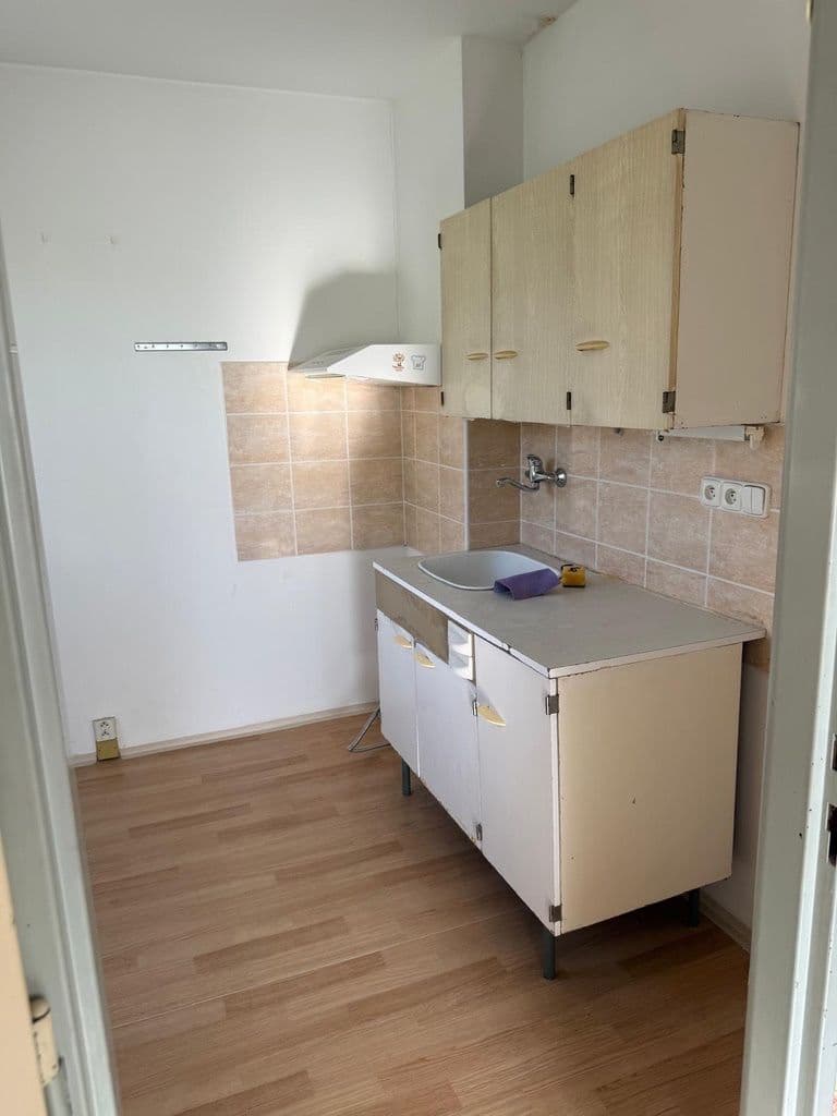 Prodej bytu 3+1 73 m², Habrová, Praha, Praha Prodej bytu 3+1 73 m², Habrová, Praha, Praha