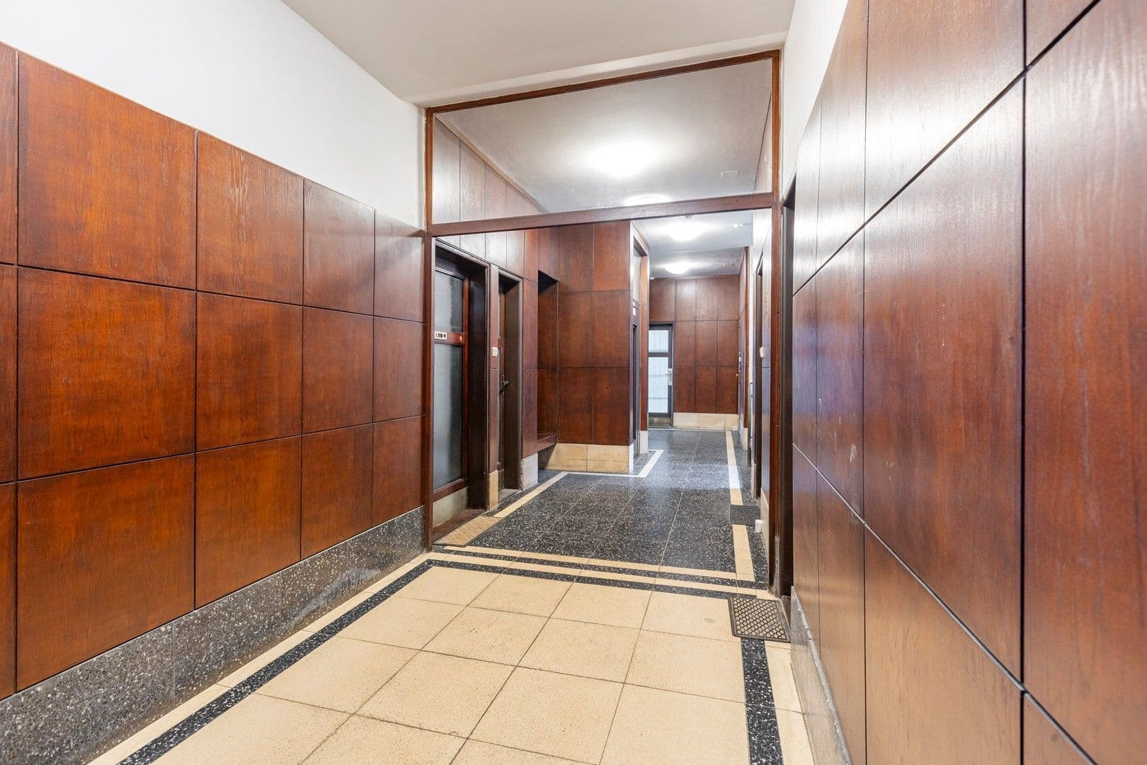 Pronájem bytu 4+1 105 m², Antonínská, Praha, Praha Pronájem bytu 4+1 105 m², Antonínská, Praha, Praha
