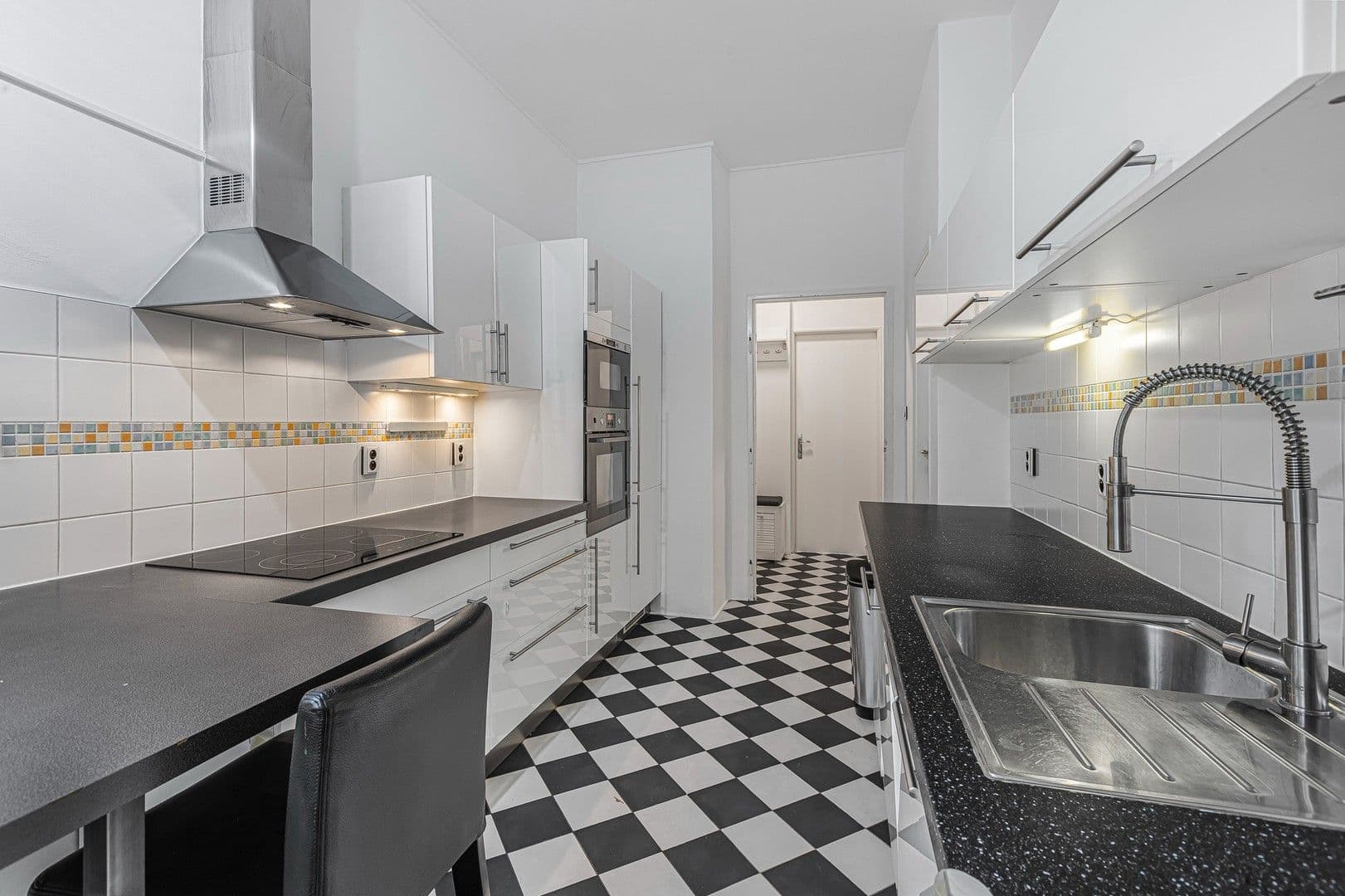 Pronájem bytu 4+1 105 m², Antonínská, Praha, Praha Pronájem bytu 4+1 105 m², Antonínská, Praha, Praha