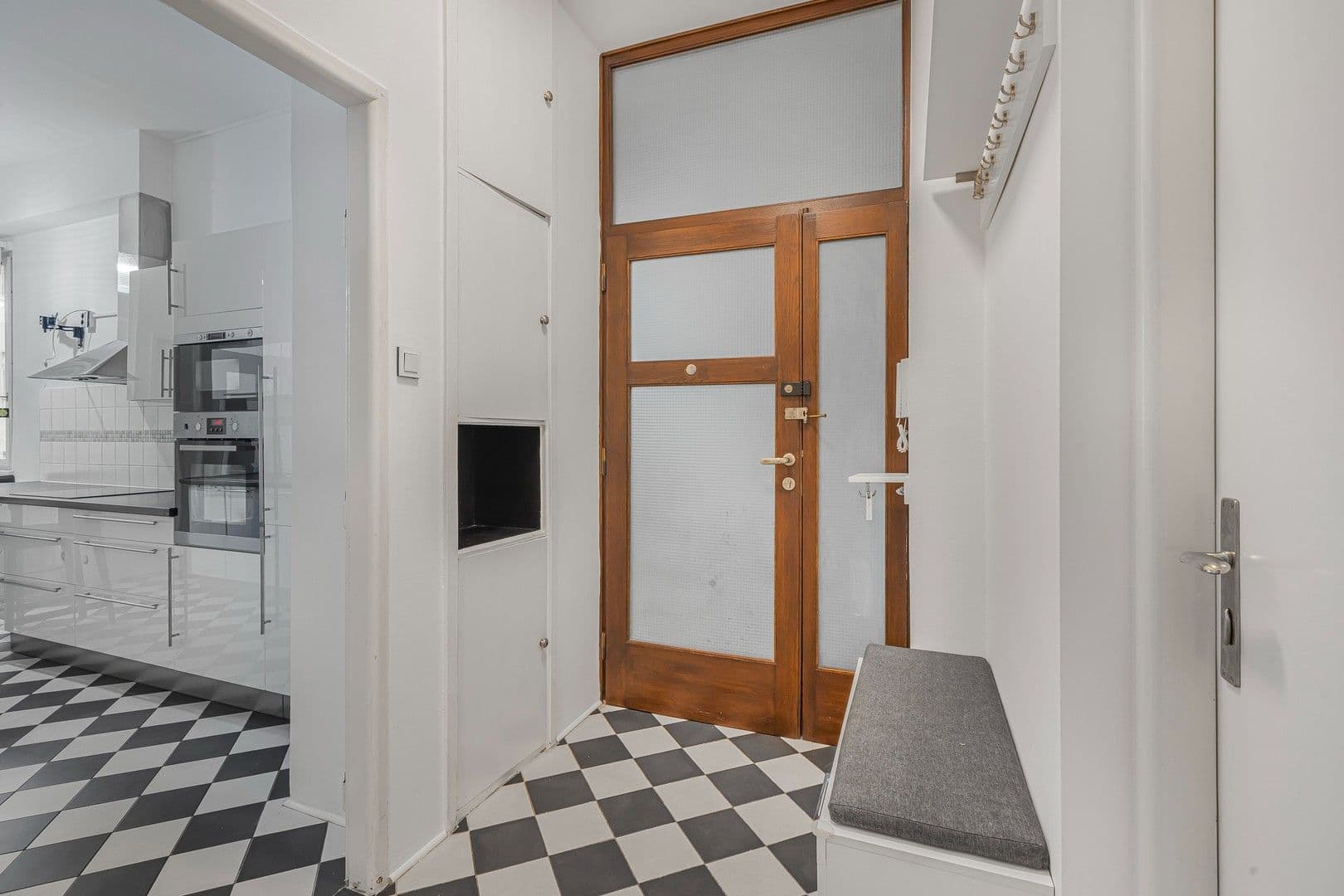 Pronájem bytu 4+1 105 m², Antonínská, Praha, Praha Pronájem bytu 4+1 105 m², Antonínská, Praha, Praha
