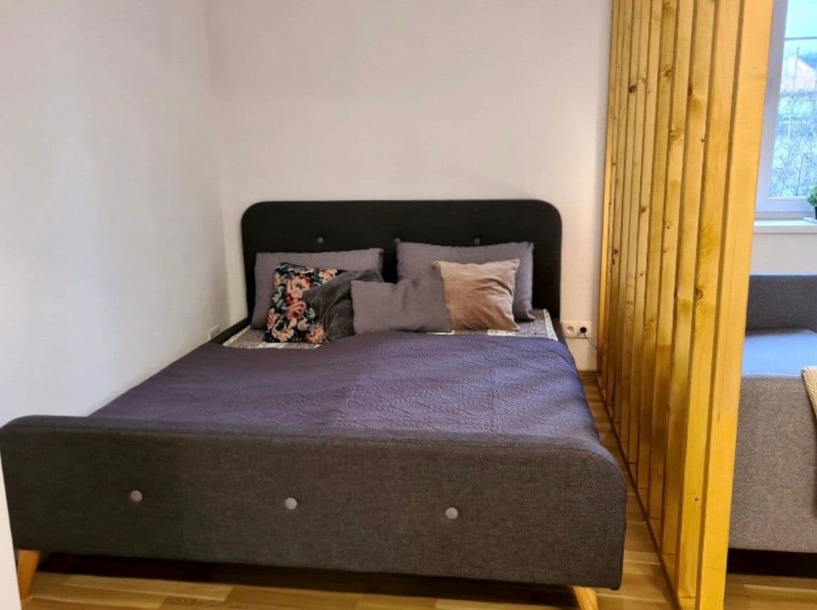 Pronájem bytu 1+kk 39 m², Na Rokytce, Praha, Praha Pronájem bytu 1+kk 39 m², Na Rokytce, Praha, Praha