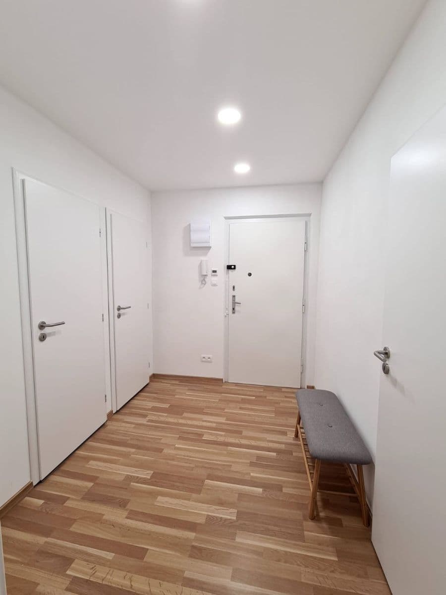 Pronájem bytu 1+kk 39 m², Na Rokytce, Praha, Praha Pronájem bytu 1+kk 39 m², Na Rokytce, Praha, Praha