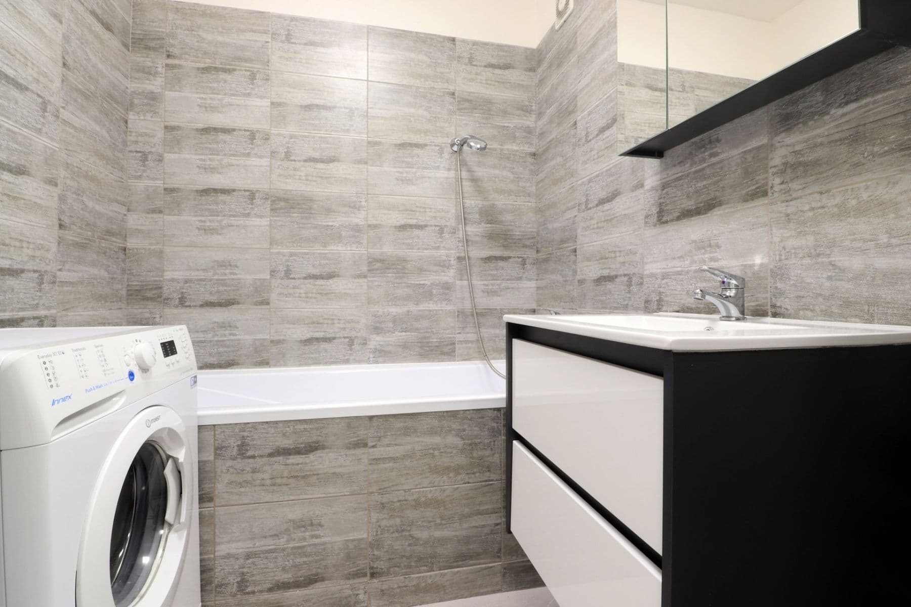 Pronájem bytu 3+1 74 m², Chalupkova, Praha, Praha Pronájem bytu 3+1 74 m², Chalupkova, Praha, Praha