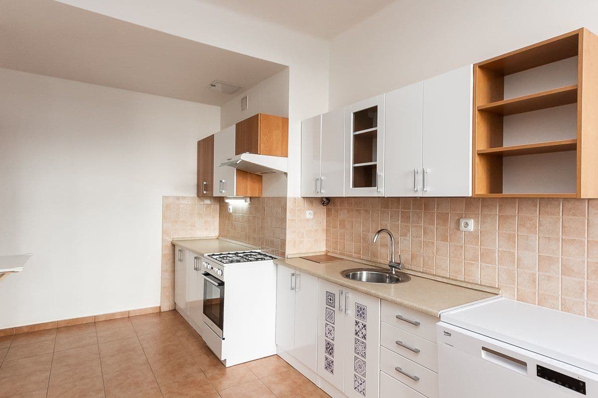 Pronájem bytu 2+1 80 m², V. P. Čkalova, Praha, Praha Pronájem bytu 2+1 80 m², V. P. Čkalova, Praha, Praha