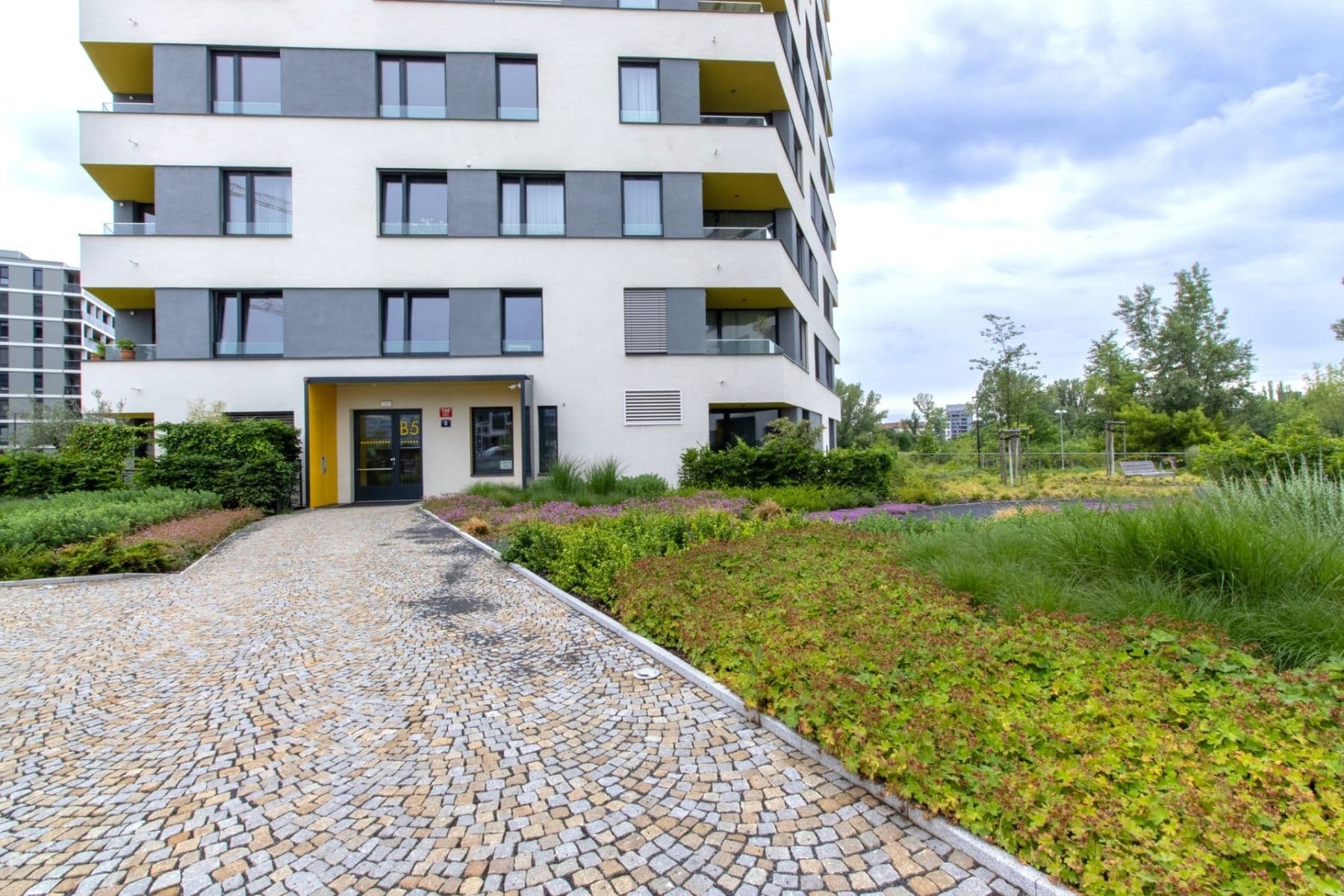Pronájem bytu 2+kk 59 m², Sokolova, Praha, Praha Pronájem bytu 2+kk 59 m², Sokolova, Praha, Praha