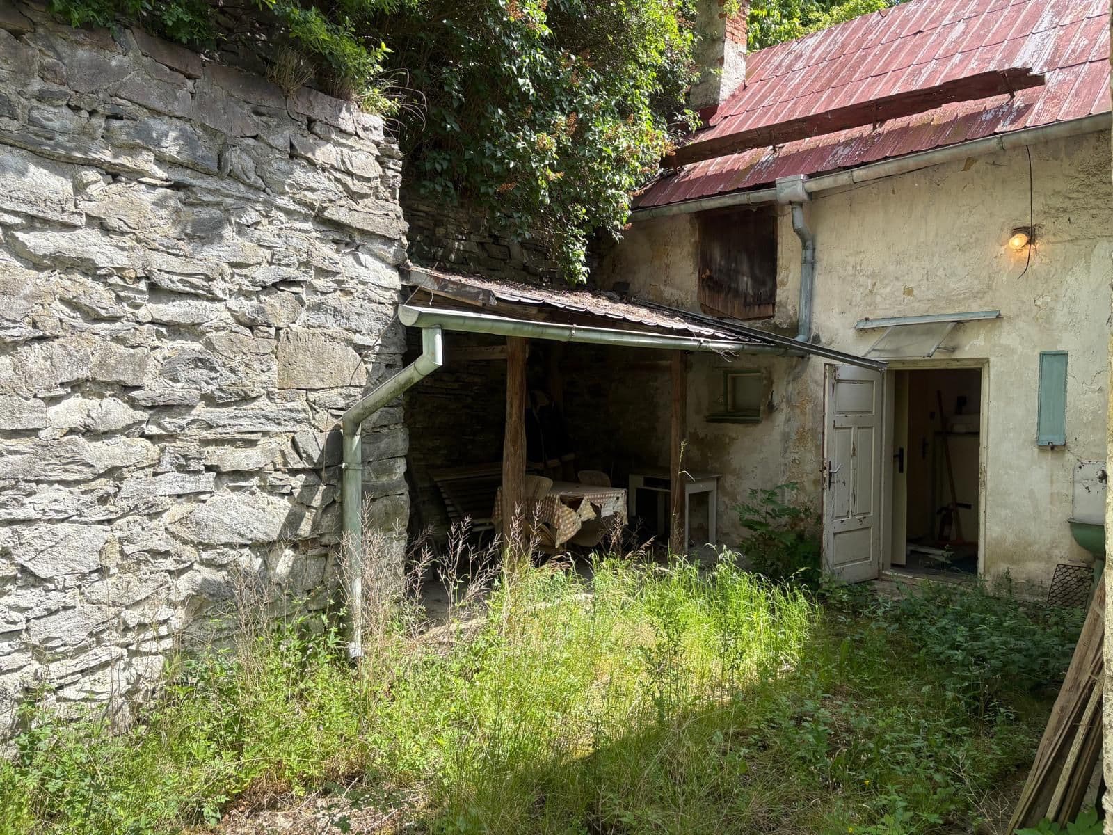 Prodej domu 100 m², pozemek 1.466 m², Svojanov, Pardubický kraj Prodej domu 100 m², pozemek 1.466 m², Svojanov, Pardubický kraj