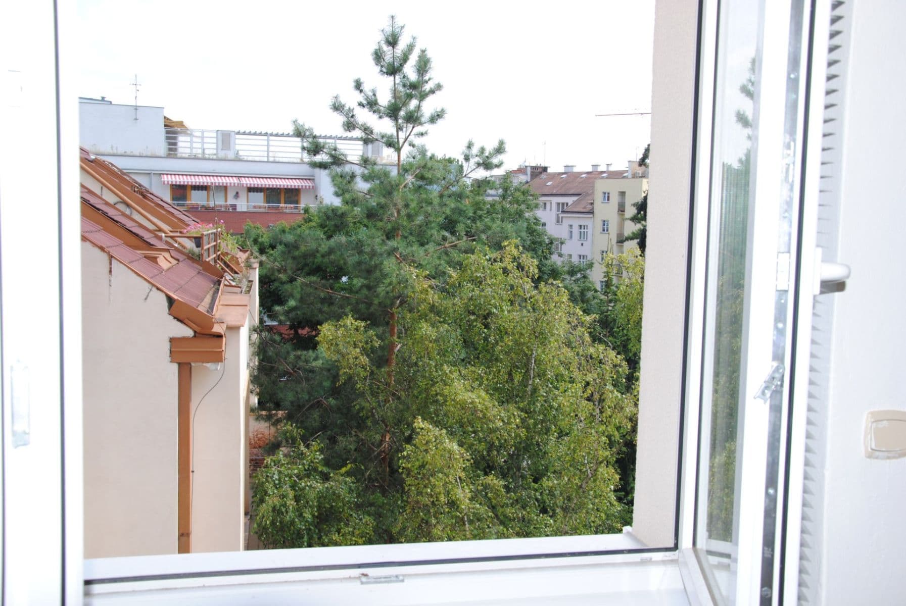 Pronájem bytu 2+1 84 m², Na Dionysce, Praha, Praha Pronájem bytu 2+1 84 m², Na Dionysce, Praha, Praha