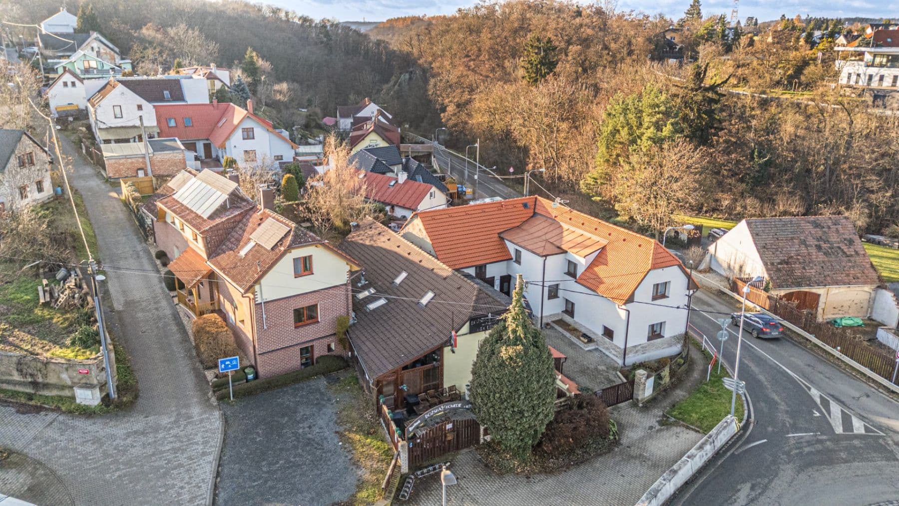 Prodej domu 100 m², pozemek 151 m², Mezi Křižovatkami, Dolní Břežany, Středočeský kraj Prodej domu 100 m², pozemek 151 m², Mezi Křižovatkami, Dolní Břežany, Středočeský kraj
