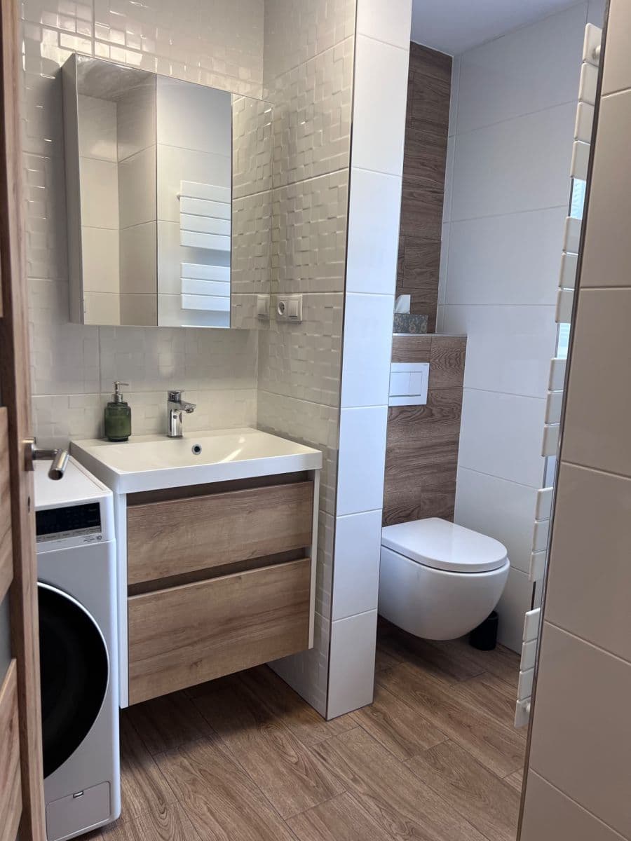 Pronájem bytu 2+1 59 m², Lidická, Zliv, Jihočeský kraj Pronájem bytu 2+1 59 m², Lidická, Zliv, Jihočeský kraj