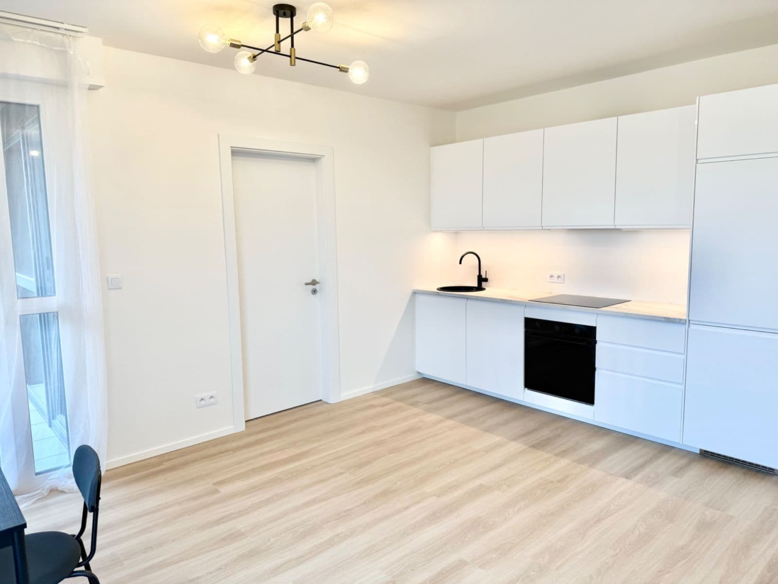 Pronájem bytu 2+kk 52 m², Arnošta Valenty, Praha, Praha Pronájem bytu 2+kk 52 m², Arnošta Valenty, Praha, Praha