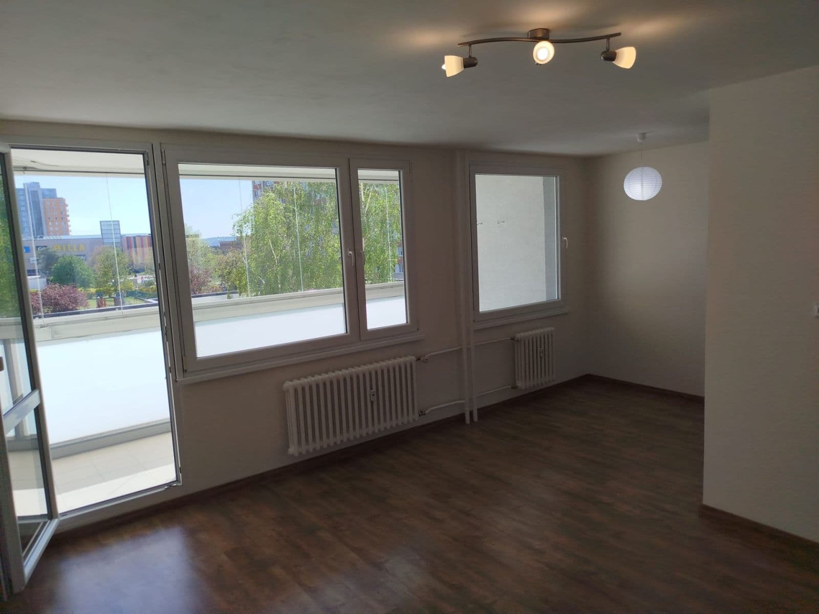 Prodej bytu 3+1 76 m², Praha, Praha Prodej bytu 3+1 76 m², Praha, Praha